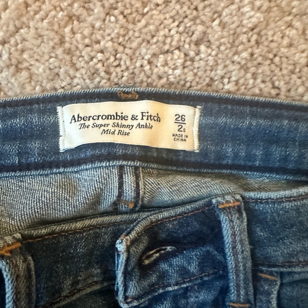 Abercrombie ankle skinny pant